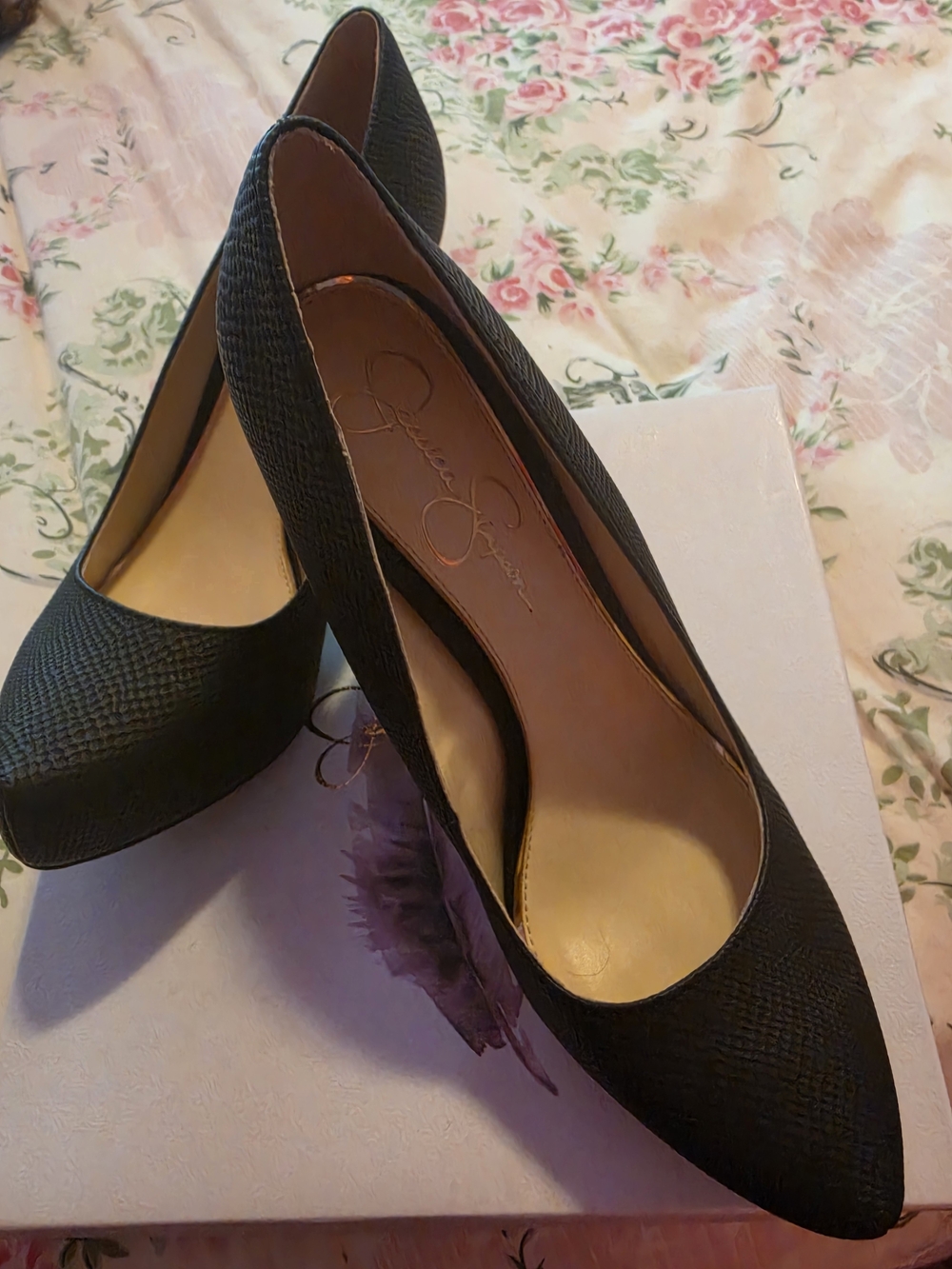 Jessica Simpson Black Textured Pointed-Toe Pumps